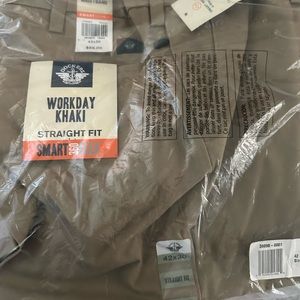 Dockers workday khakis smart 360